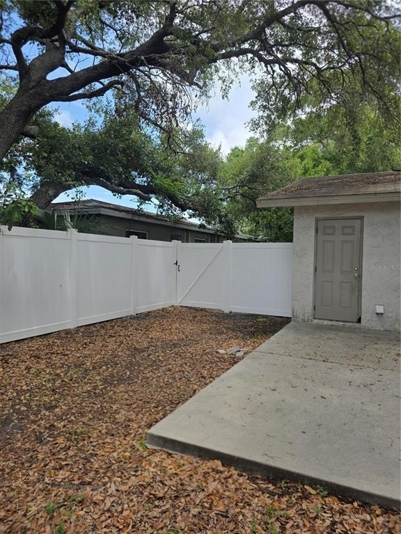 3074 Pine Tree Avenue - Photo 24