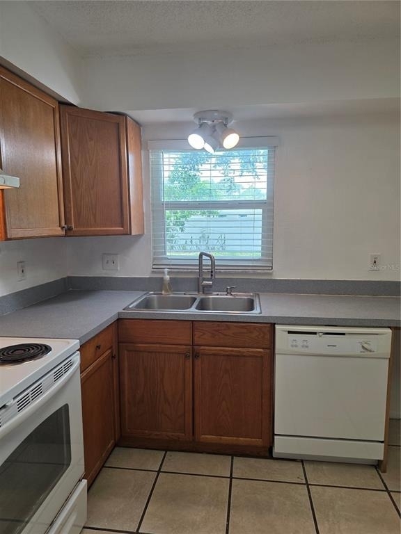 3074 Pine Tree Avenue - Photo 29