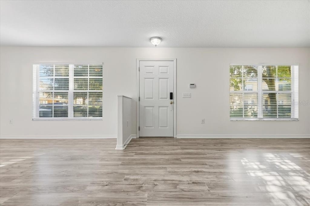 37554 Daliha Terrace - Photo 10