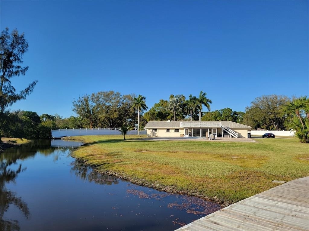1730 Robinhood Lane - Photo 33