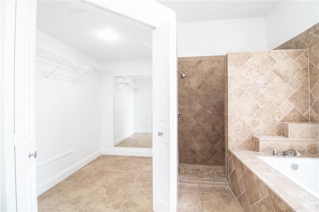 2782 Picadilly Circle - Photo 14
