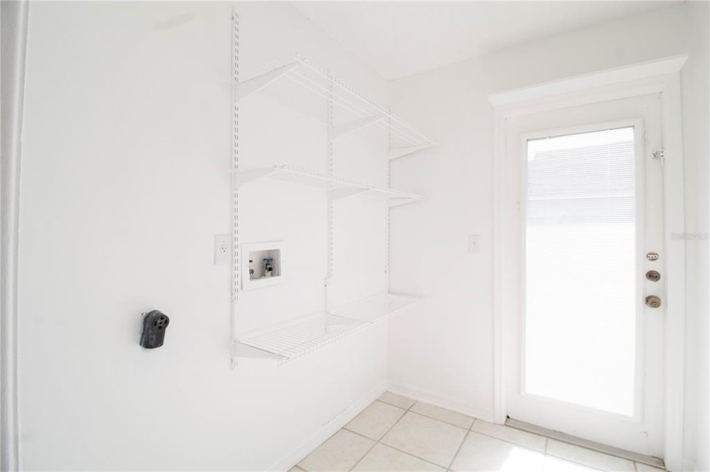 2782 Picadilly Circle - Photo 19