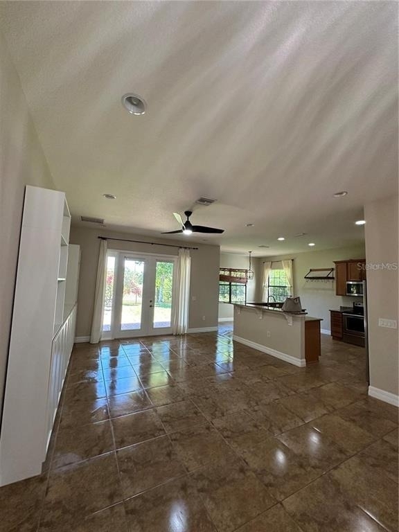 8244 Prestbury Drive - Photo 4