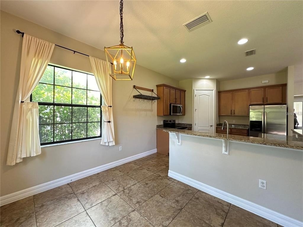 8244 Prestbury Drive - Photo 7