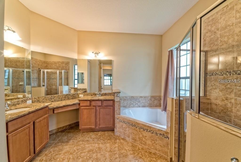 8244 Prestbury Drive - Photo 17