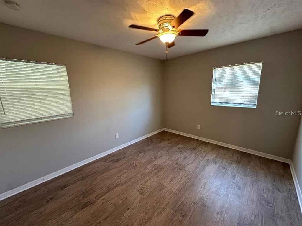 887 Eastbrook Boulevard - Photo 15