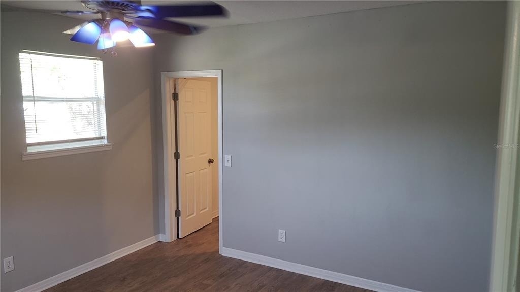 887 Eastbrook Boulevard - Photo 9