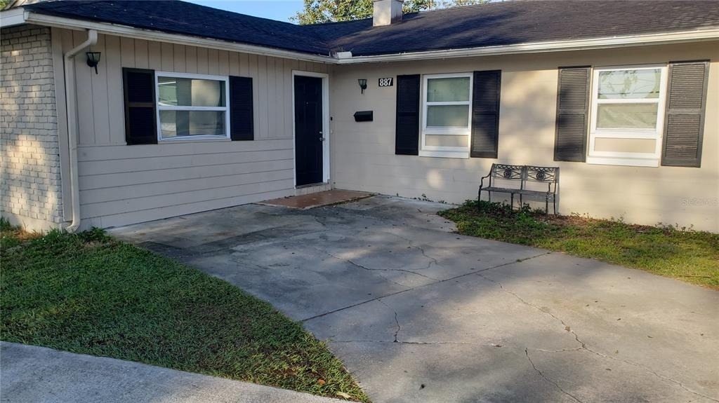 887 Eastbrook Boulevard - Photo 1