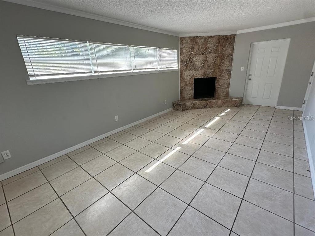 887 Eastbrook Boulevard - Photo 6