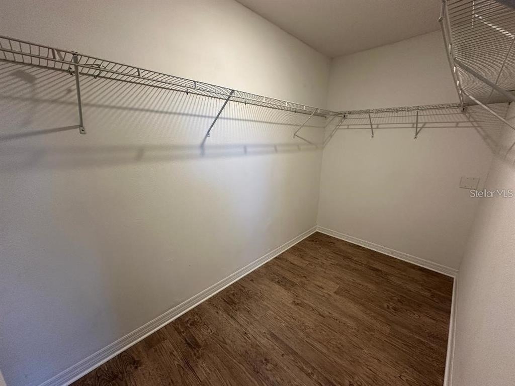 887 Eastbrook Boulevard - Photo 13