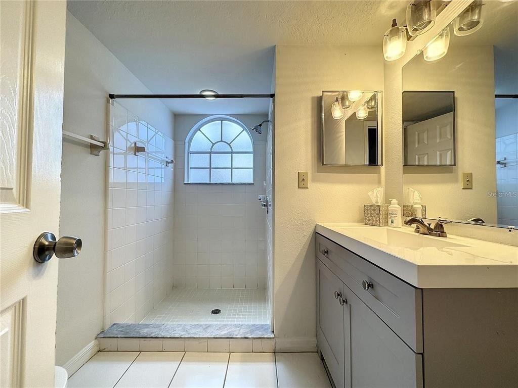 2717 N Poinciana Blvd - Photo 17