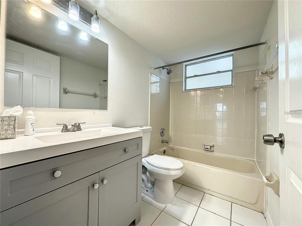 2717 N Poinciana Blvd - Photo 13
