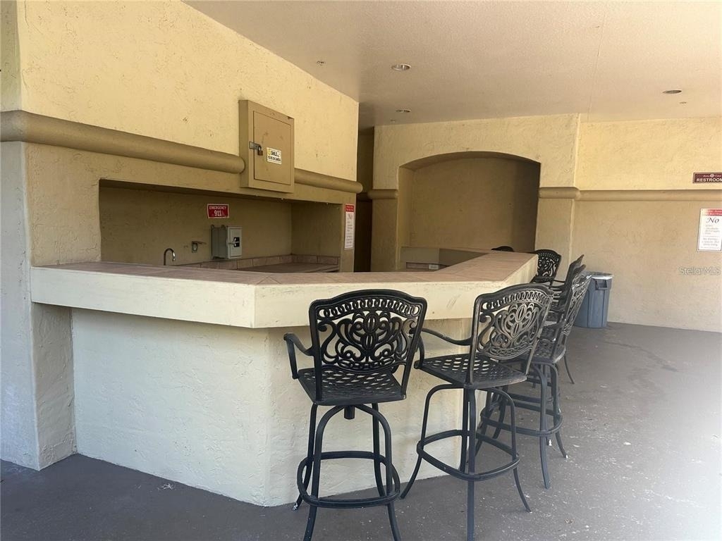 826 Camargo Way - Photo 18