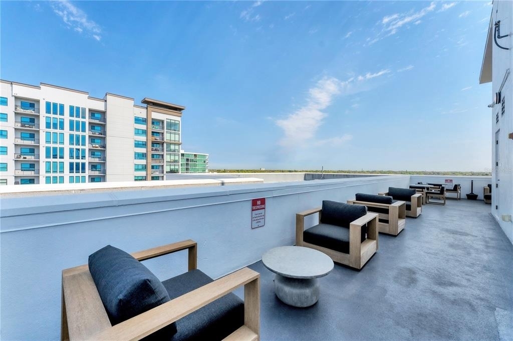 525 E Jackson Street - Photo 32