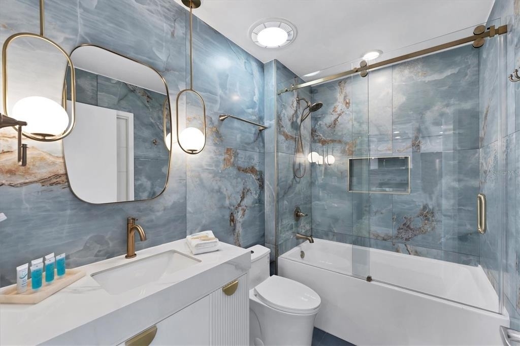 525 E Jackson Street - Photo 25