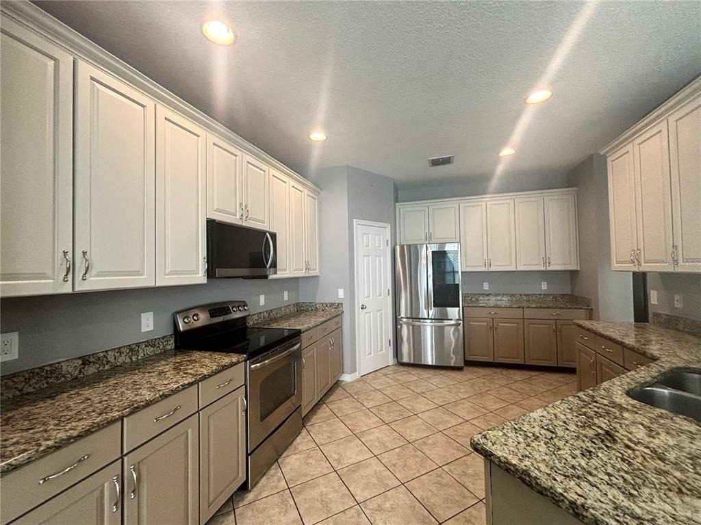3795 Marietta Way - Photo 6