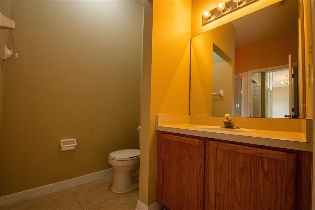 421 Lockbreeze Drive - Photo 12
