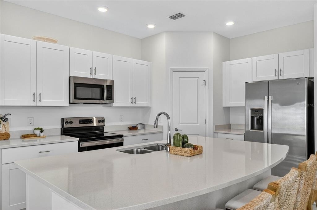 3607 Main Harbor Drive S - Photo 4
