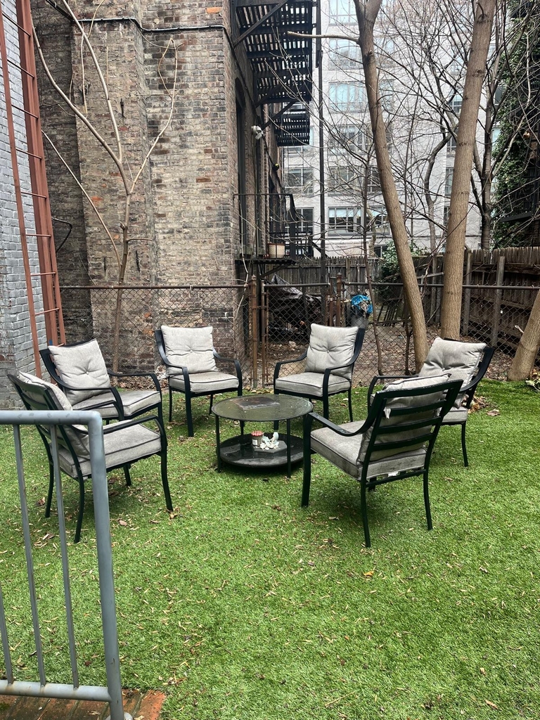 509 East 88th Street - Photo 6