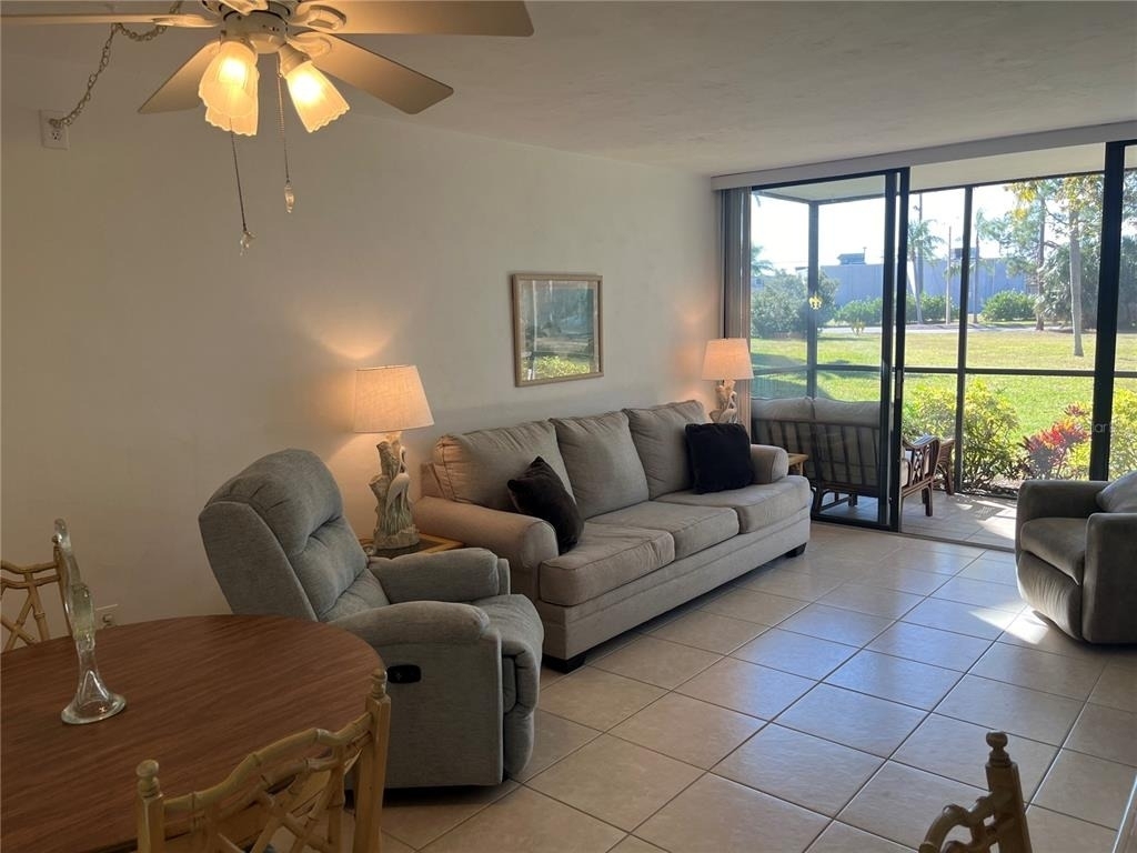 612 Bird Bay Drive S - Photo 5