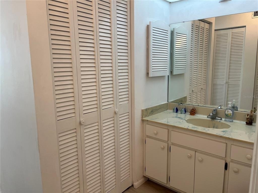 612 Bird Bay Drive S - Photo 14