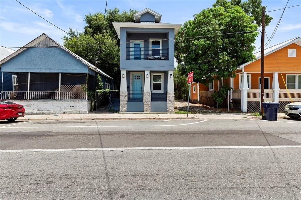 2106 E 17th Avenue - Photo 2