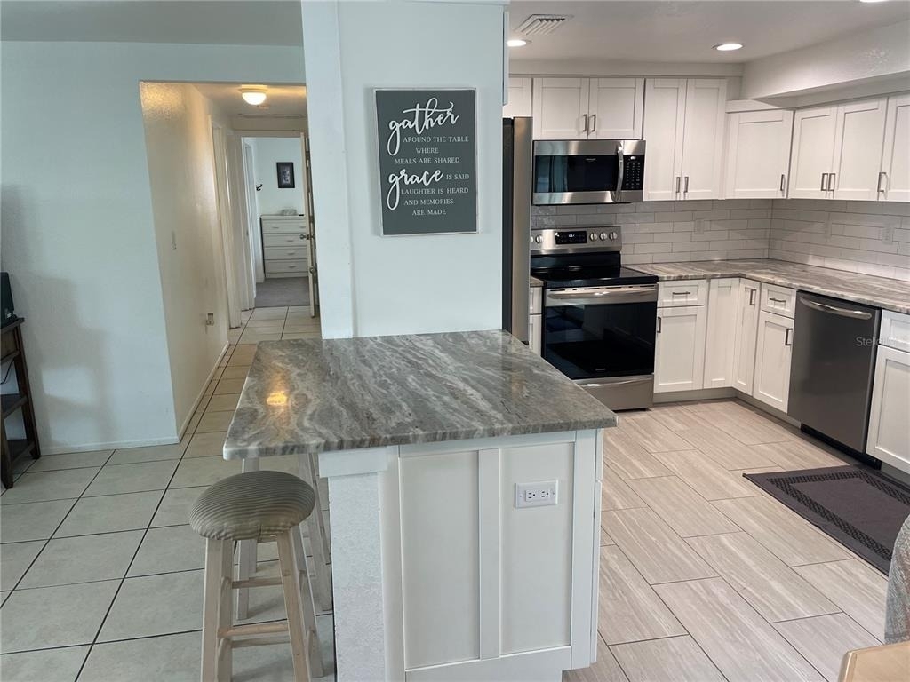 3410 Bay Street - Photo 6