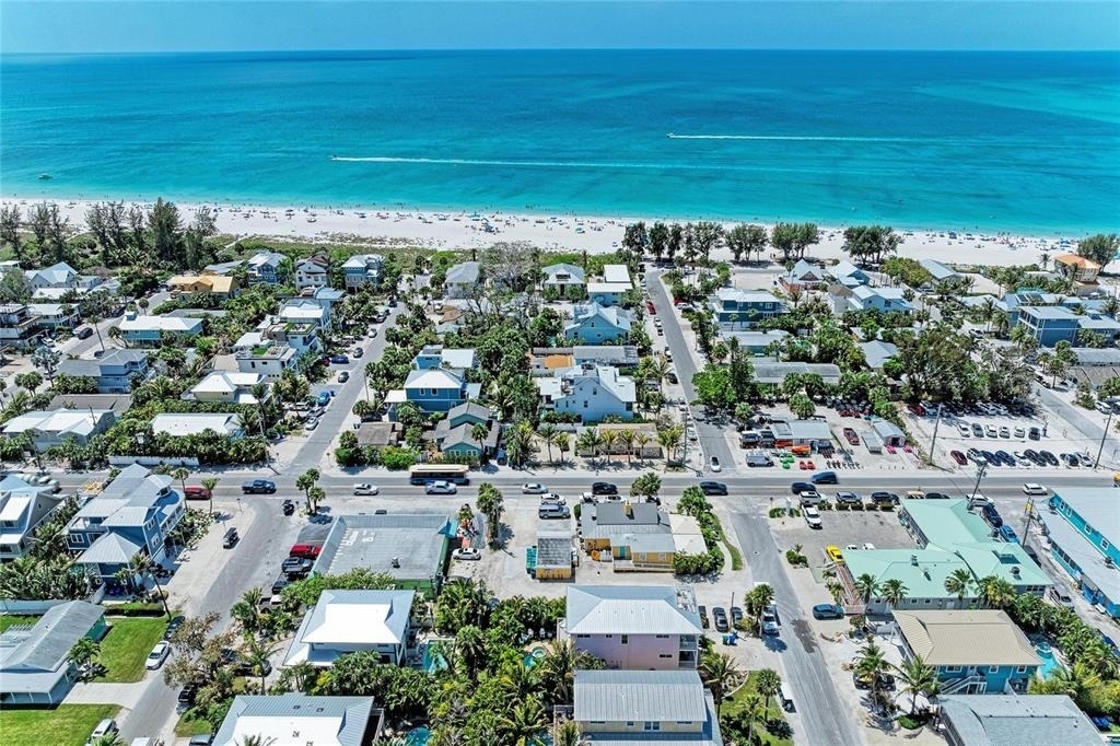101 Palm Avenue - Photo 2