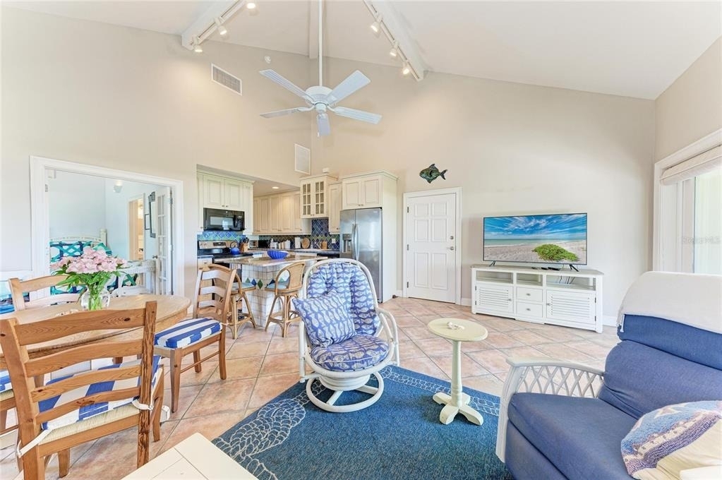 101 Palm Avenue - Photo 10