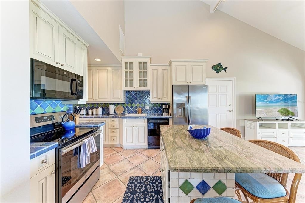 101 Palm Avenue - Photo 14