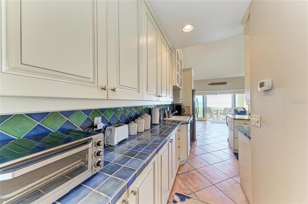 101 Palm Avenue - Photo 15