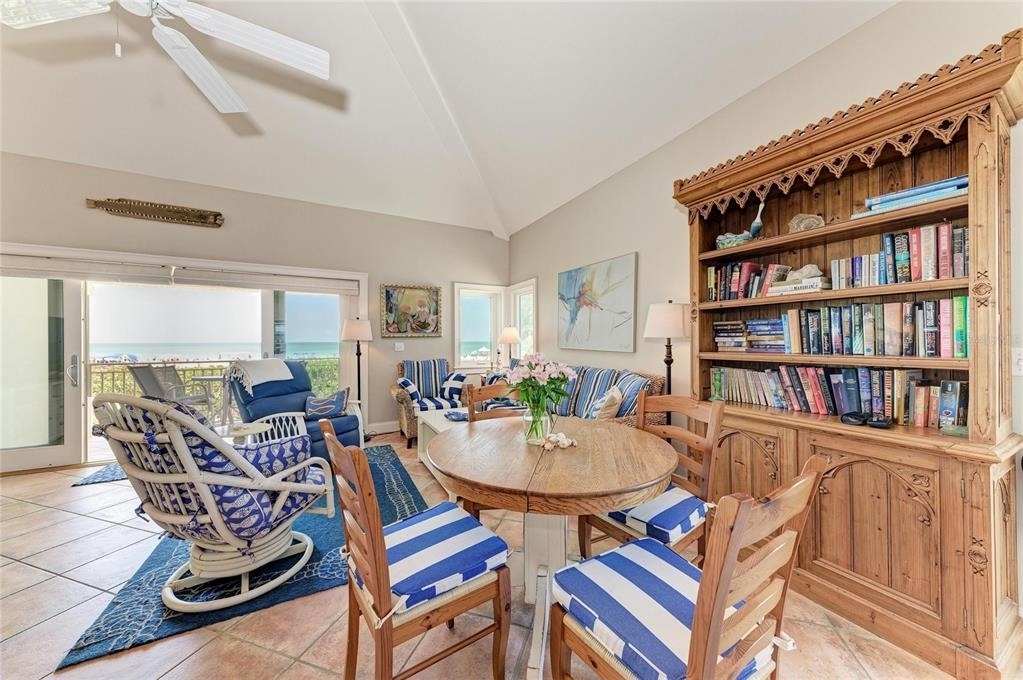 101 Palm Avenue - Photo 8