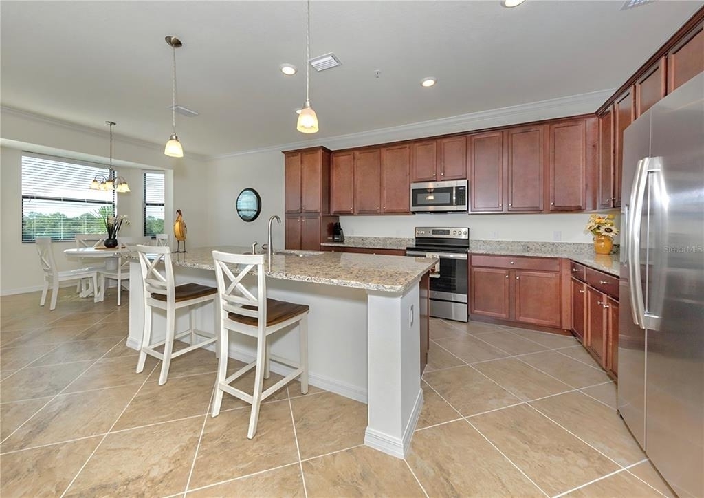 17006 Vardon Terrace - Photo 4