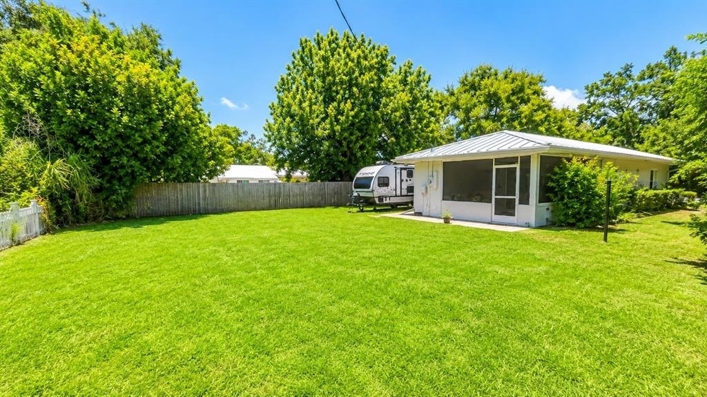 640 47th Street - Photo 20