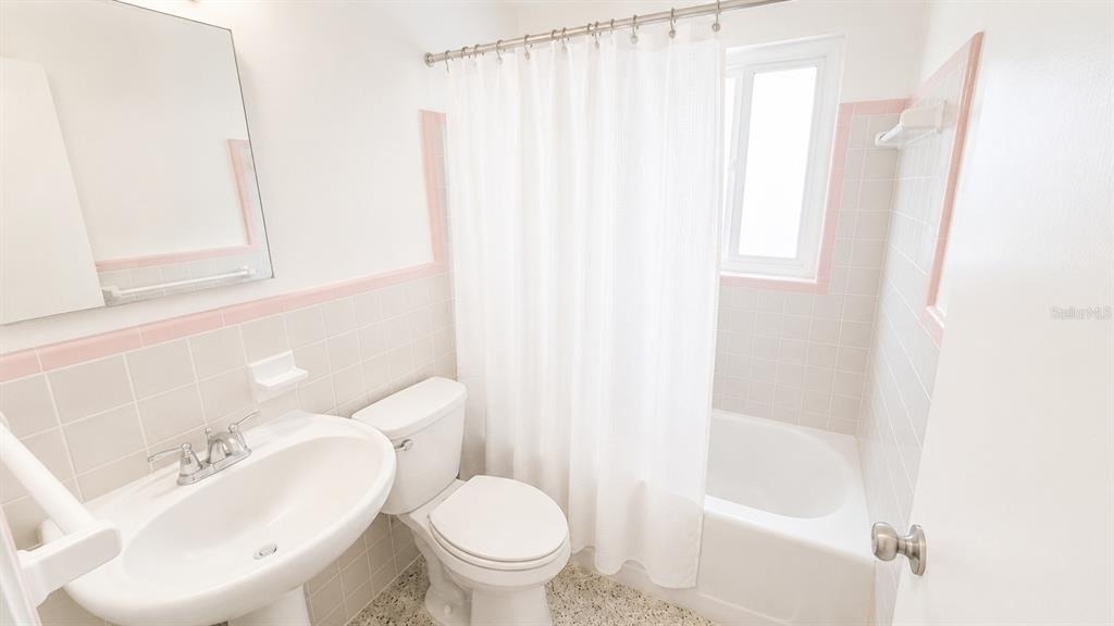 640 47th Street - Photo 17
