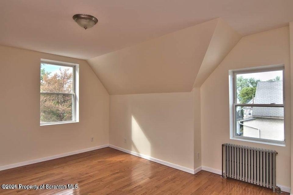 533 Quincy Avenue - Photo 12
