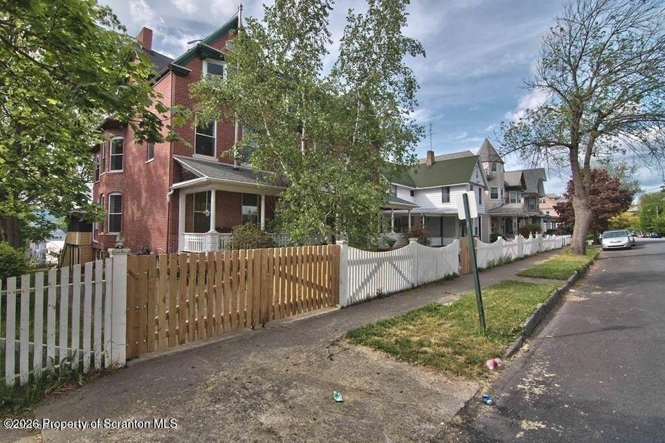 533 Quincy Avenue - Photo 6