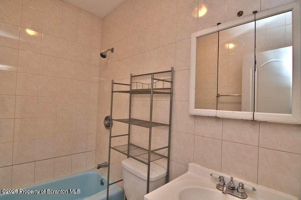 533 Quincy Avenue - Photo 20