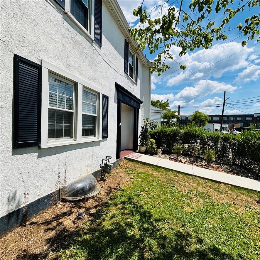 551 Park - Photo 13