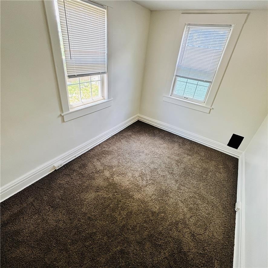 551 Park - Photo 24