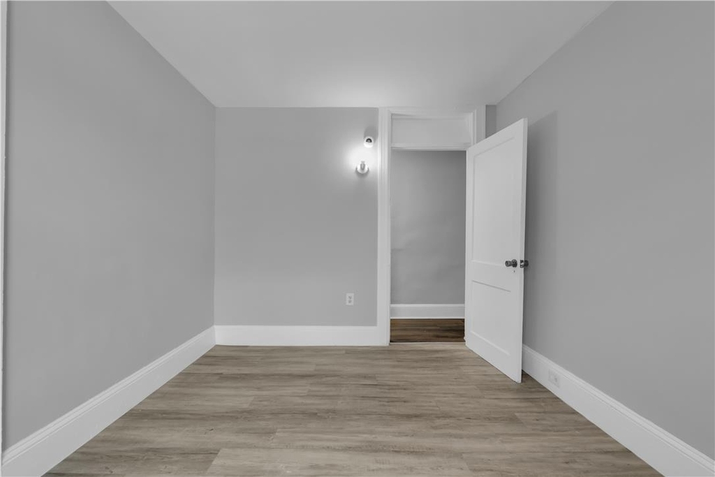 149 W Ridge Street - Photo 11