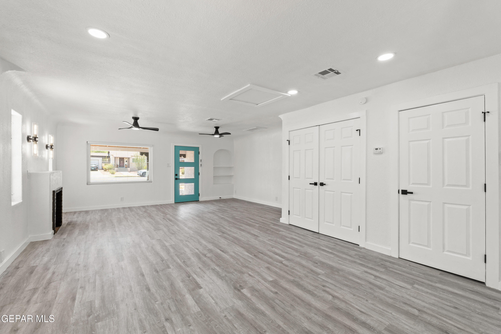 3221 N Stanton Street - Photo 18