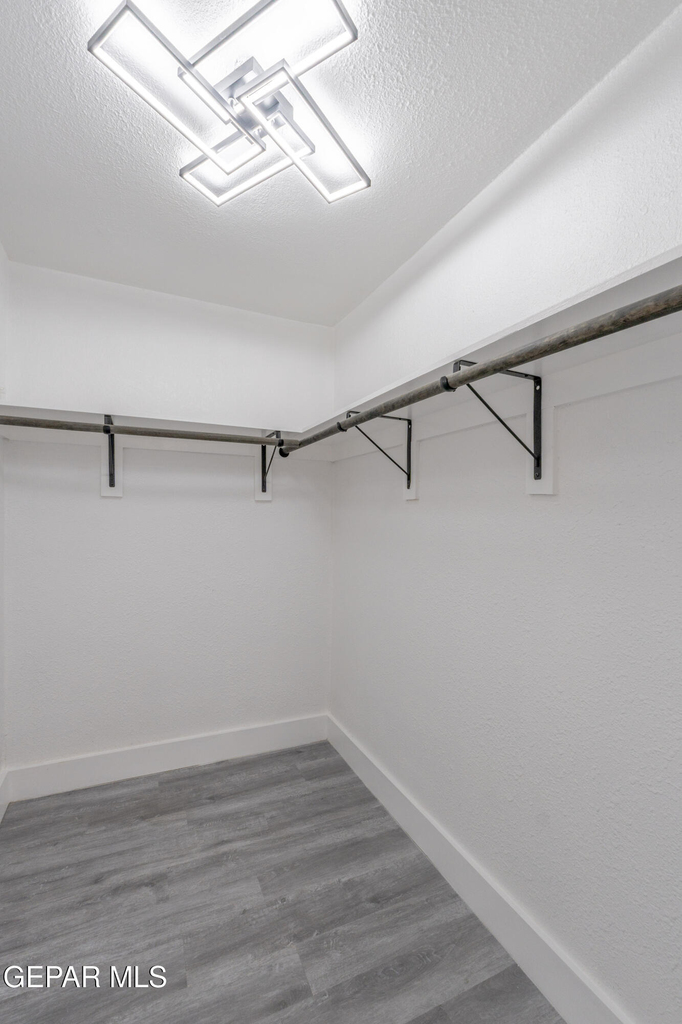 3221 N Stanton Street - Photo 30