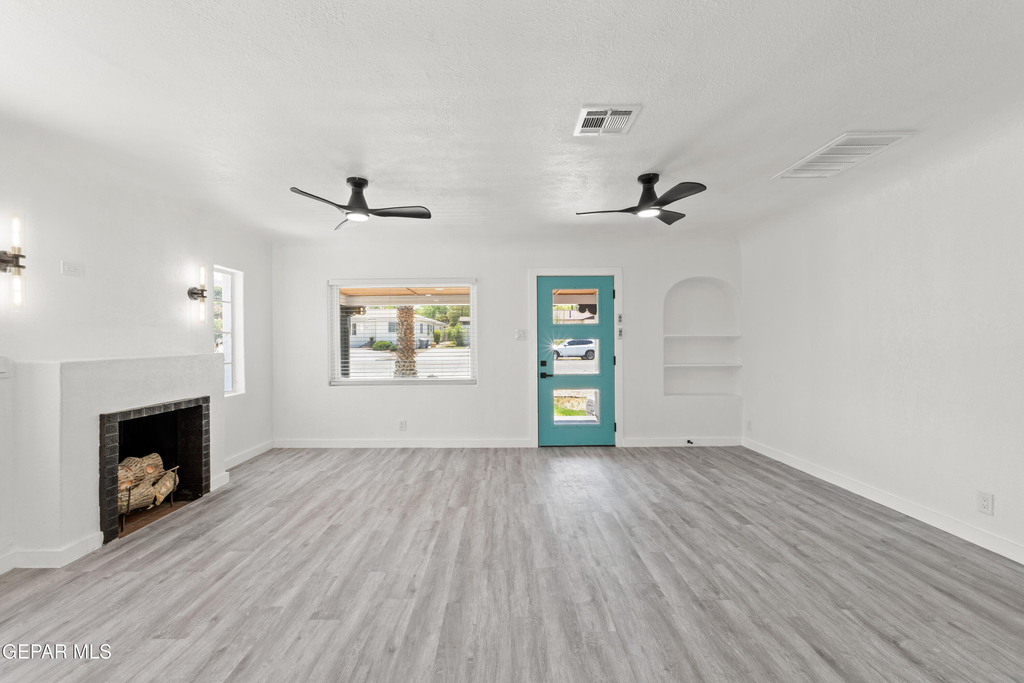 3221 N Stanton Street - Photo 11