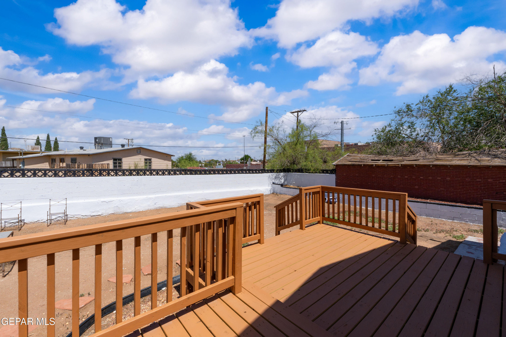 3221 N Stanton Street - Photo 36