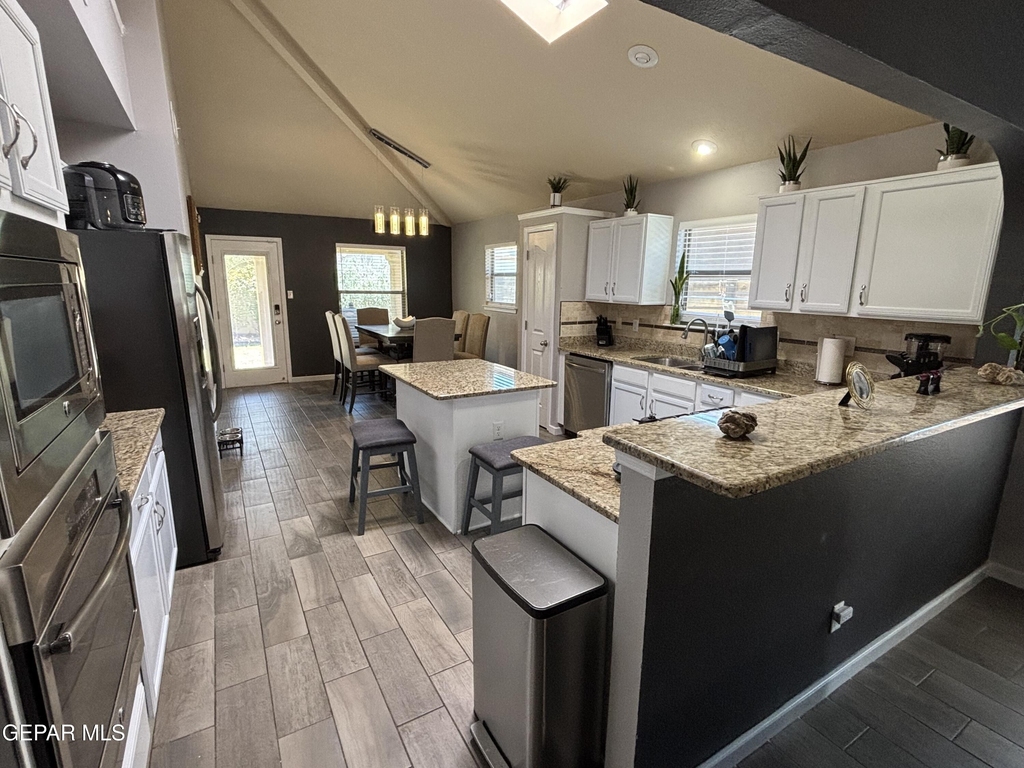 11008 Cattle Ranch Street - Photo 7