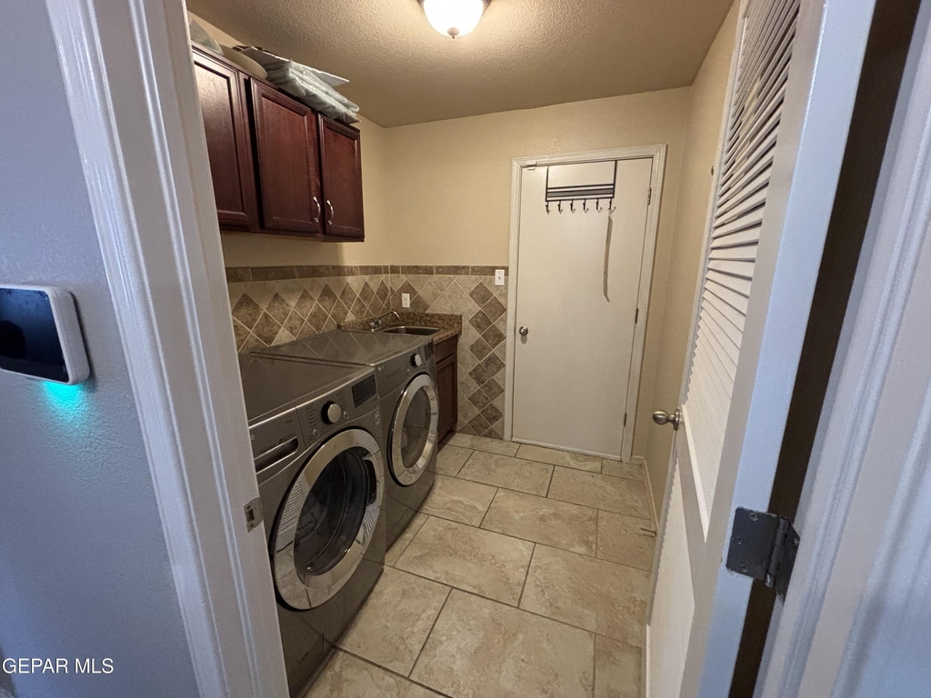 11008 Cattle Ranch Street - Photo 10