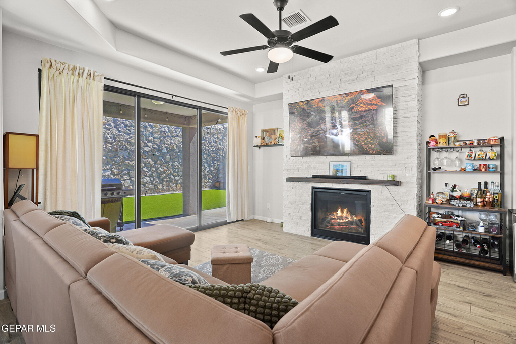 12863 Ivelet Court - Photo 10