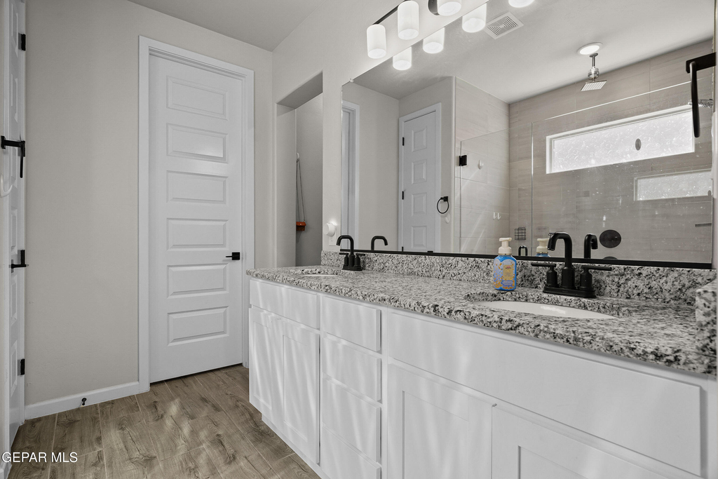 12863 Ivelet Court - Photo 5
