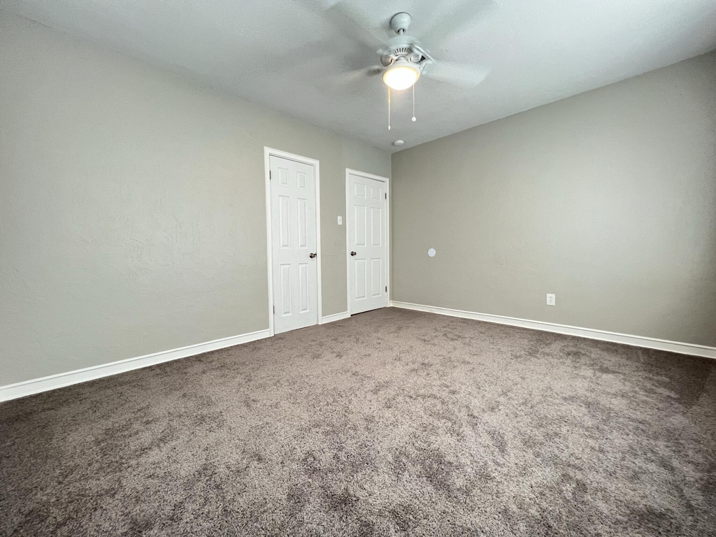 408 Ramona Avenue - Photo 18